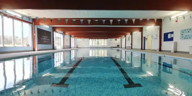 piscina per attività extradidattiche